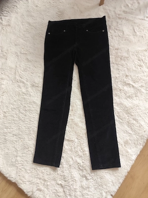 Feine Schnürlsamthose  Bild 3