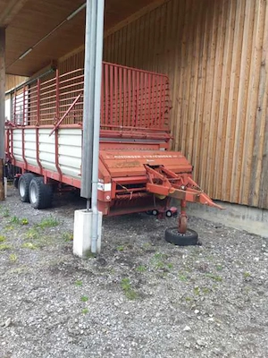 Ladewagen Pöttinger Bild 2