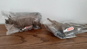 Schleich Tiere Nilpferd oder Krokodil noch original verpackt ca 10 cm groß um je 5.- Euro zu verkauf