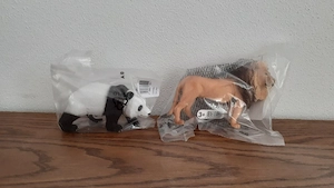 Schleich Tiere Löwe oder Pandabär noch original verpackt ca.10 cm groß um je 5.- Euro zu verkaufen 