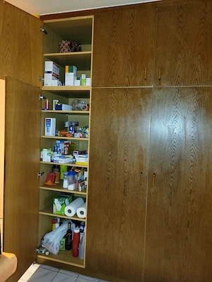 Wandschrank zu verschenken  Bild 3