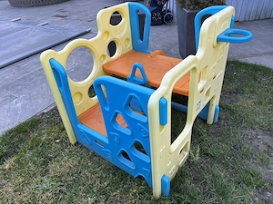 Spieltrum mit Rutsche Bild 2