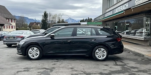 Skoda Octavia Combi 2,0 TDI Ambition *1.HAND*AMBIENTE*KAMERA* Bild 3