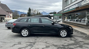 Skoda Octavia Combi 2,0 TDI Ambition *1.HAND*AMBIENTE*KAMERA* Bild 5