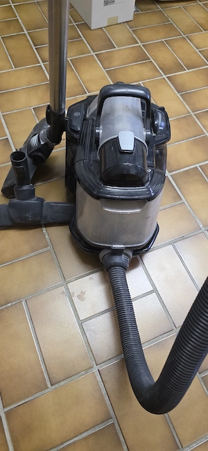 AEG Staubsauger Bild 5