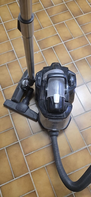 AEG Staubsauger Bild 3