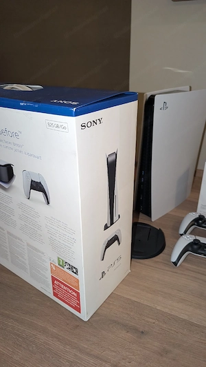 Playstation 5 Wie Neu! 2 Controller und Spiele  Bild 3
