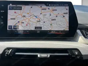 BMW 218d Active Tourer // Komfortzugang // adapt. LED Scheinwerfer // Fernlichtassistent Bild 8
