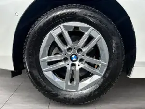 BMW 218d Active Tourer // Komfortzugang // adapt. LED Scheinwerfer // Fernlichtassistent Bild 6