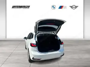 BMW 218d Active Tourer // Komfortzugang // adapt. LED Scheinwerfer // Fernlichtassistent Bild 12