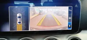 Mercedes-Benz E 200 Bild 13