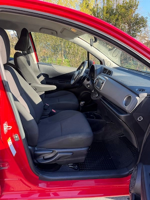 Toyota Yaris Dual-VVT-i MDS Bild 5