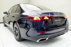 Mercedes-Benz E 220 d 4MATIC Limousine W-Paket Sport S-Sitz Bild 12