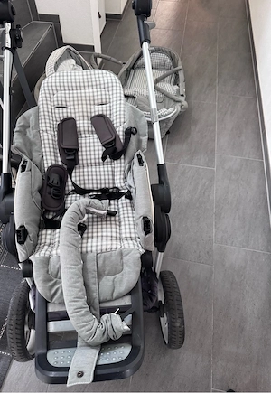 Teutonia Kinderwagen Bild 2