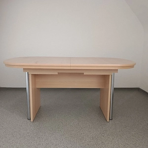 tisch ohne sessel Bild 2