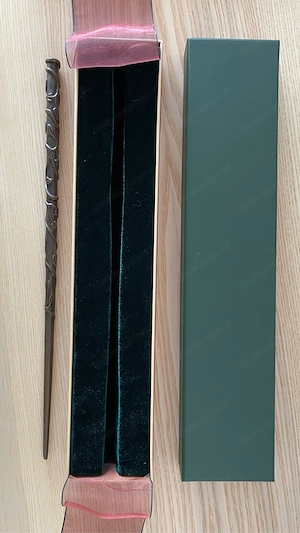 Hermine Granger Zauberstab "The noble collection" Bild 2