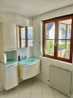 Sonnige 3-Zimmer Wohnung mit Tiefgarage im Dorfzentrum Bild 5