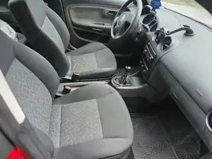 Seat  Ibiza  1.2  mit  Pickerl  Bild 3