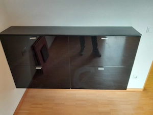 Schuhängeschrank zu verschenken 