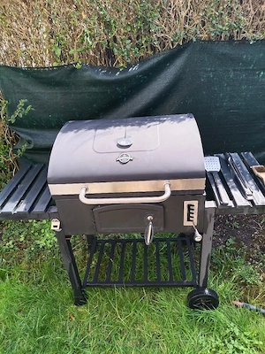 Fast neuer Grill Aufbewahrungsbox