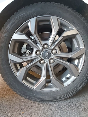 Alufelgen Ford  mit Ganzjahresreifen