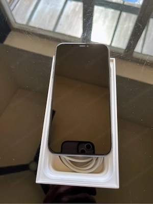 iPhone 11 128 GB Bild 2