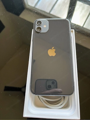 iPhone 11 128 GB Bild 4