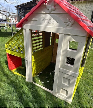Smoby Spielhaus Bild 3