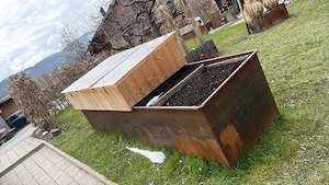 Hochbeet mit Frühbeet