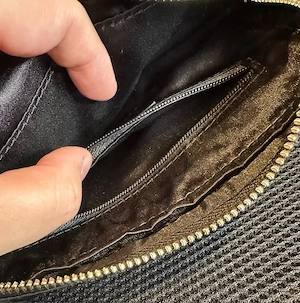 Umhänge Handy Tasche der Marke "Depeche" Bild 4