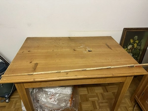 alter Holztisch Bild 3