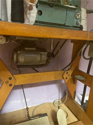 Einfass und Oberdeck i. Nähmaschiene Bild 7