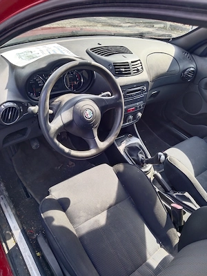 Alfa Romeo 147 0660 6999139 Bild 4