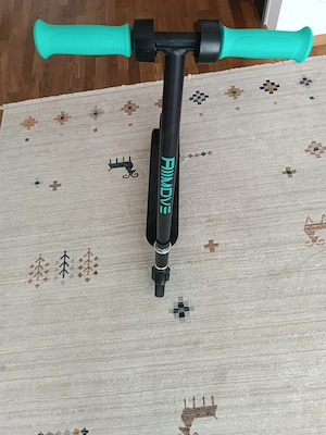 Kinder E-Scooter Bild 3