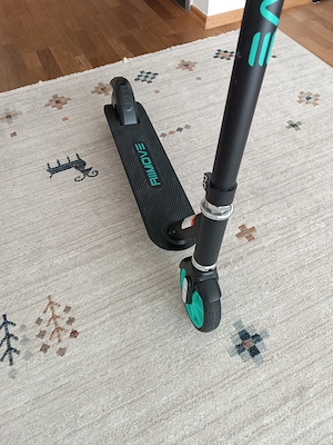 Kinder E-Scooter Bild 4