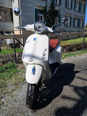 Vespa Primavera 50 ccm 2 Takt Bild 2