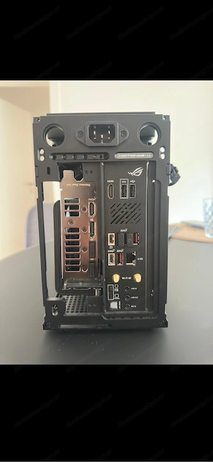 Kompakter High-End Gaming PC - RTX 4080 Super Bild 3