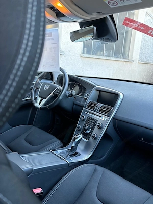  Volvo XC60   1. Besitz | Top Zustand | Nur 72.000 km Bild 6