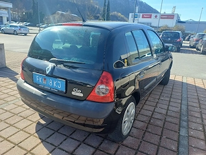 Renault Clio neu vorgeführt Bild 5