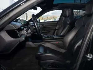 Porsche Taycan Bild 10