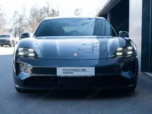 Porsche Taycan Bild 9