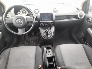 Mazda 1.3 CE  Bild 3