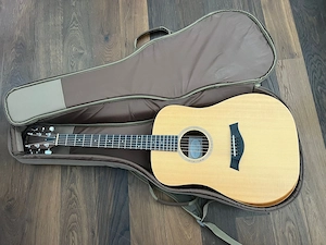 Taylor Westerngitarre   Top Zustand 