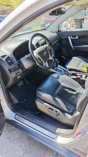 Chevrolet Captiva 4x4 Automatik 7 sitze Bild 2