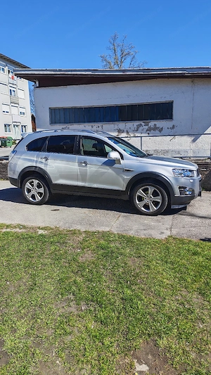 Chevrolet Captiva 4x4 Automatik 7 sitze Bild 3