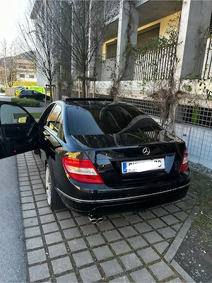 Mercedes-Benz C-Klasse C180 CDI Limousine Bild 5
