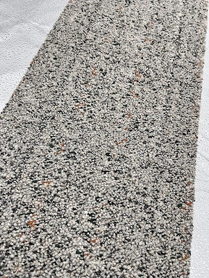 Visual Code Beige 25x100cm Interface-Teppichfliesen Bild 2