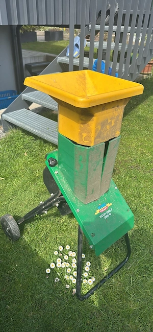 häcksler zu verschenken Bild 2