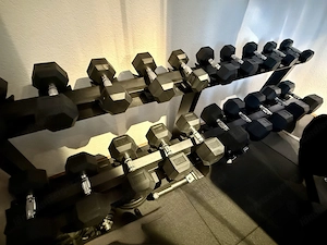 Kurzhantelset inklusive Ablage