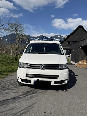 VW T5 Califonia Campervan